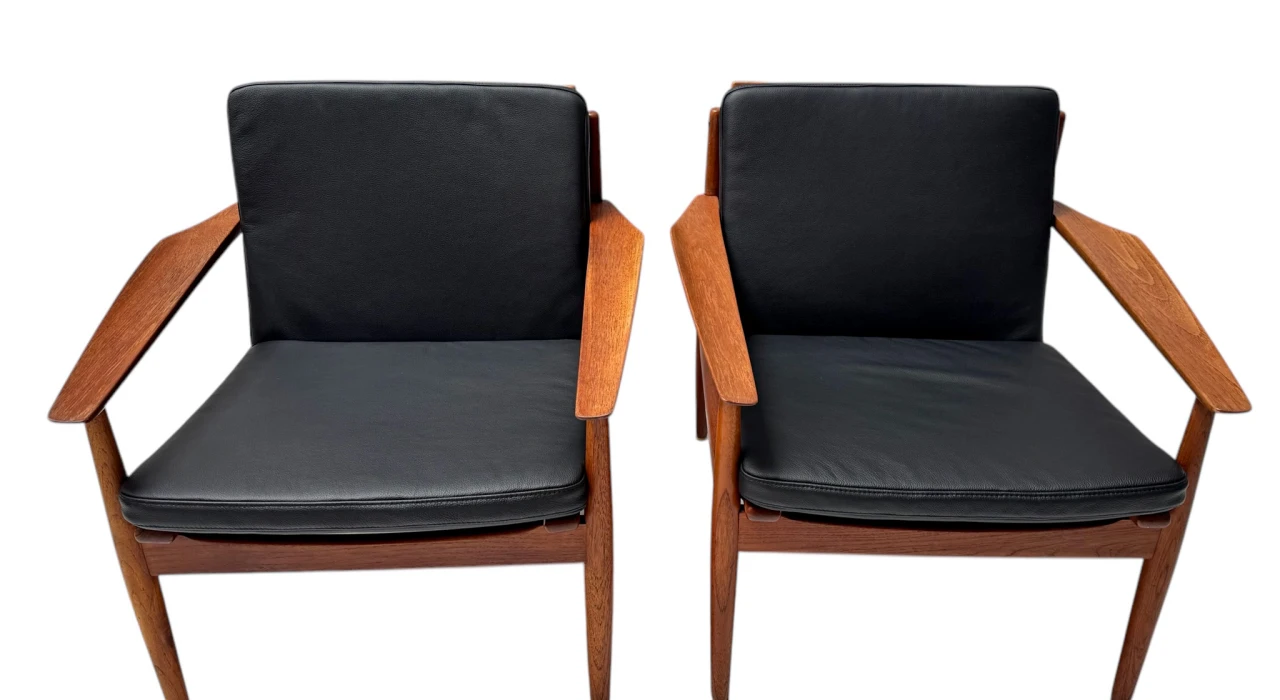 Two Mid-Century Modern Lounge Chairs by Arne Vodder for Glostrup, 1950s